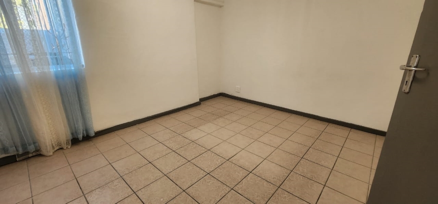 To Let 2 Bedroom Property for Rent in Salt River Western Cape